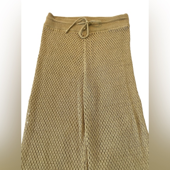 WEWOREWHAT Gold Open Knit Wide Leg Pants M - Picture 5 of 10